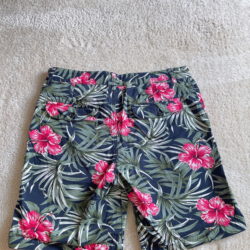 Forever 21 Floral Print Men's Shorts - Pink and Green - Picture 4 of 6